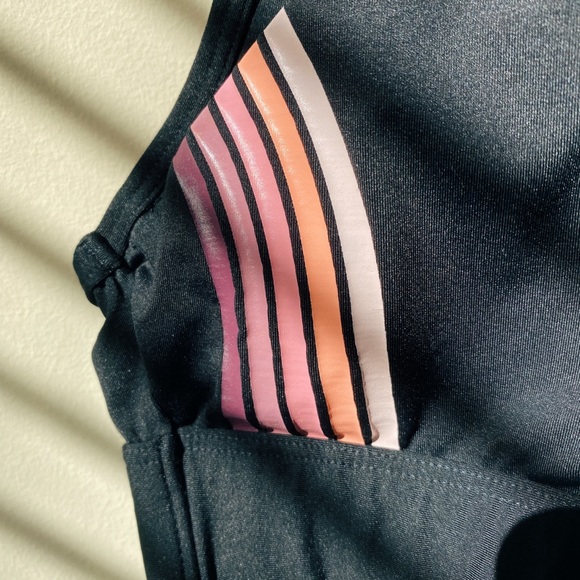 PINK Victoria’s Secret Ultimate sport bra &legging - Picture 4 of 6